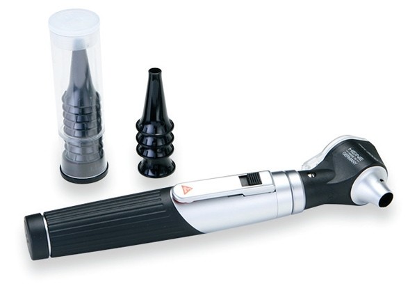 Инструмент ЛОРа - отоскоп