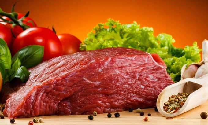 Для получения вкусного парового омлета с мясом понадобятся говядина