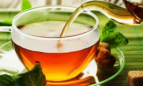 Чай должен быть не крепко заваренным