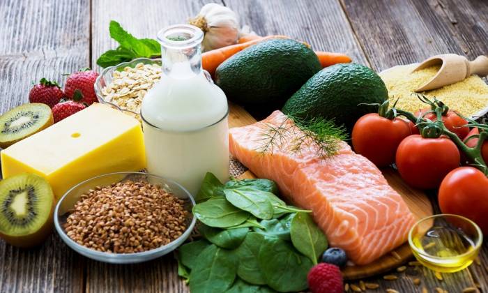 Также больному необходимо получить у доктора информацию о продуктах, которые можно употреблять в острой фазе заболевания и при его ремиссии