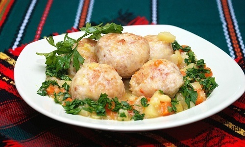 Тефтели мясные разрешено употреблять при панкреатите